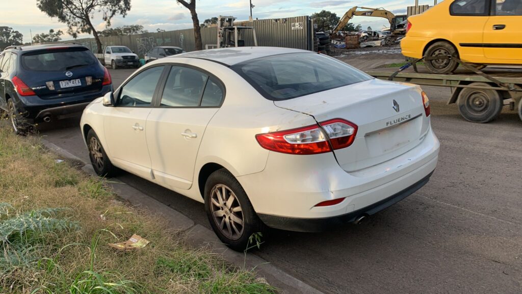 Car Wrecking Renault Fluence 2012 2