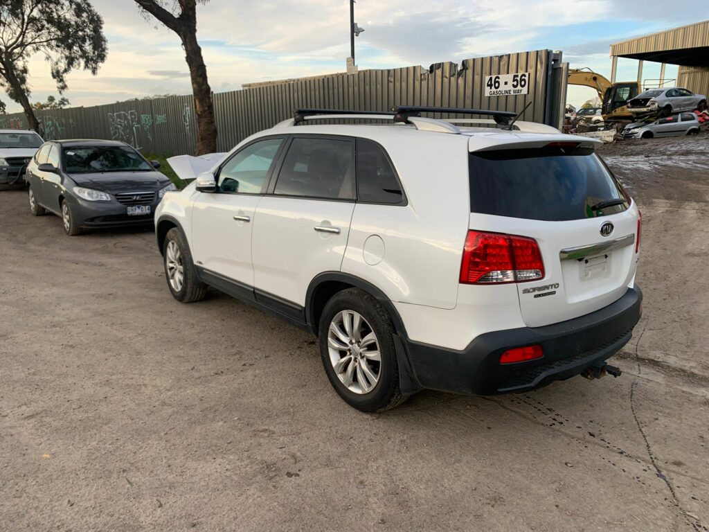 Car Wrecking Kia Sorento 2011 2