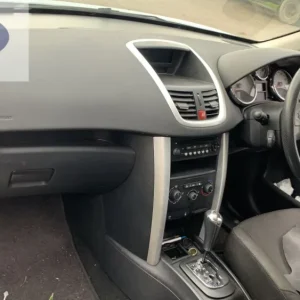 Car Wrecking Peugeot 207 2