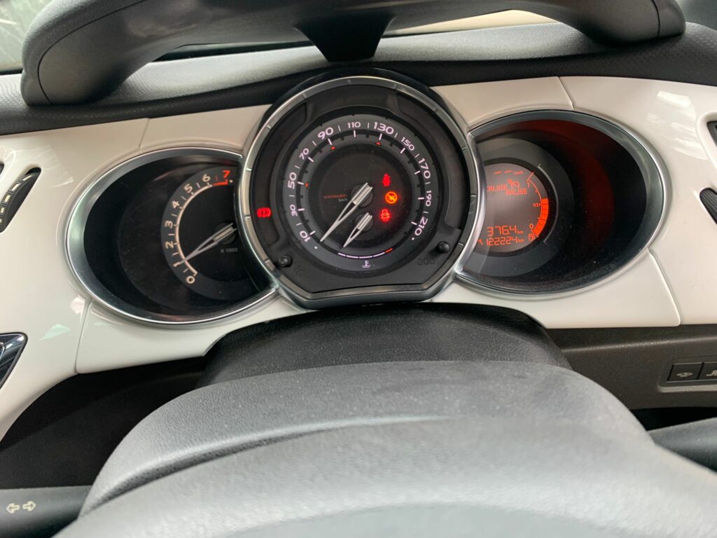 Car Wrecking Citroen DS DS3 2010 8