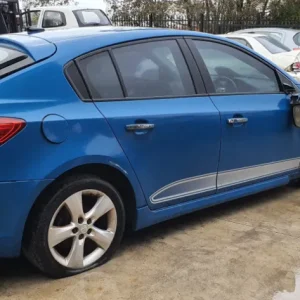 Car Wrecking Holden 4