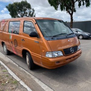 Car Wrecking Mercedes Benz 2001 MB100D