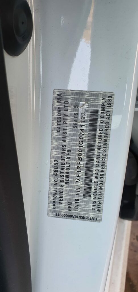 Car Wrecking Renault Megane 2016 7