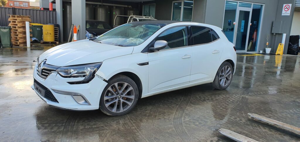 Car Wrecking Renault Megane 2016 2