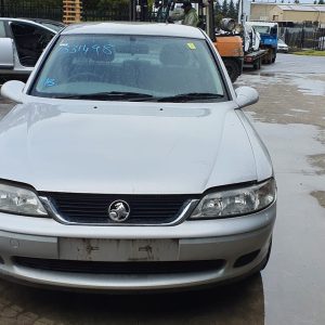 car wrecking - HOLDEN VECTRA 2001