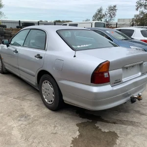 car wrecking - MITSUBISHI MAGNA 1996
