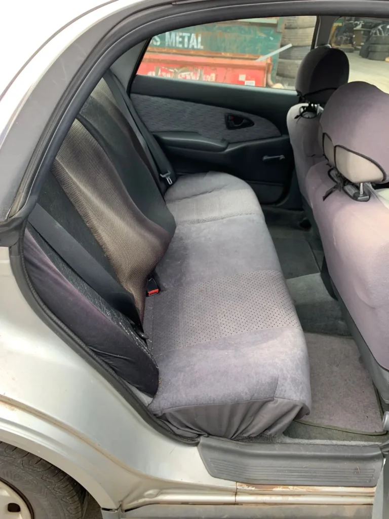 car wrecking - MITSUBISHI MAGNA 1996