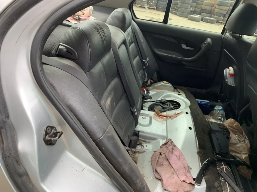 car wrecking FORD FAIRMONT BA 2004