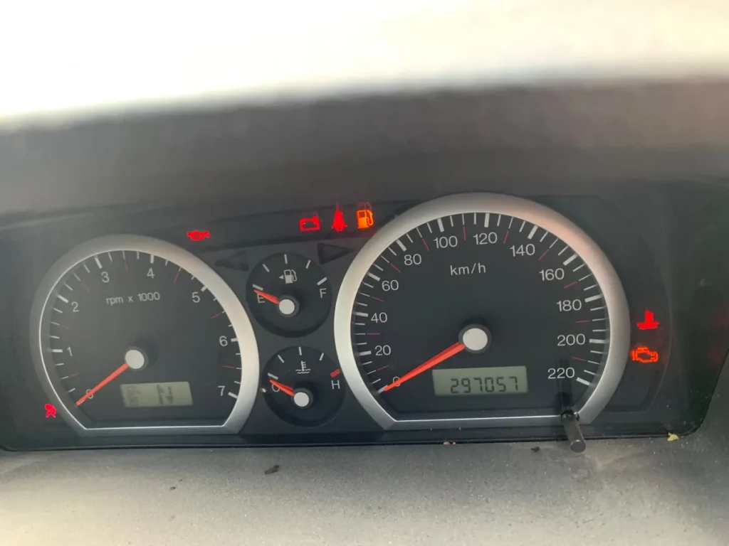 car wrecking FORD FAIRMONT BA 2004