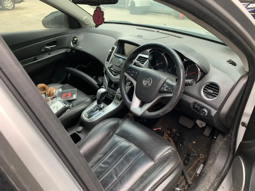 car wrecking HOLDEN CRUZE 2012