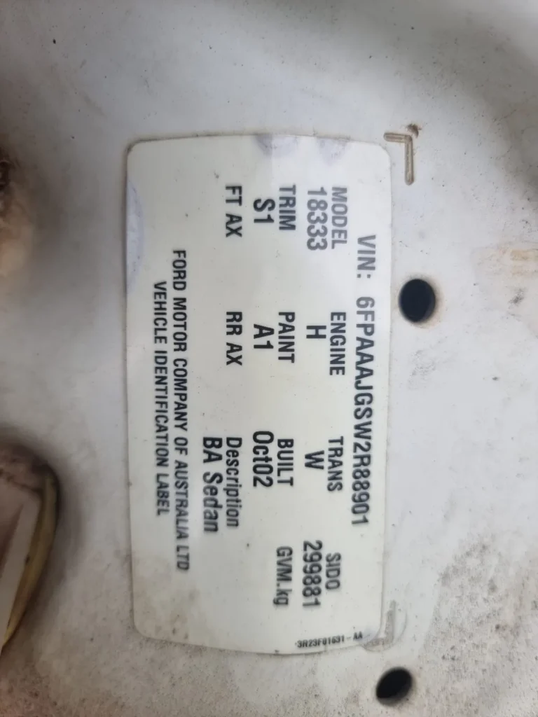 Car Wrecking - Ford Falcon 2001