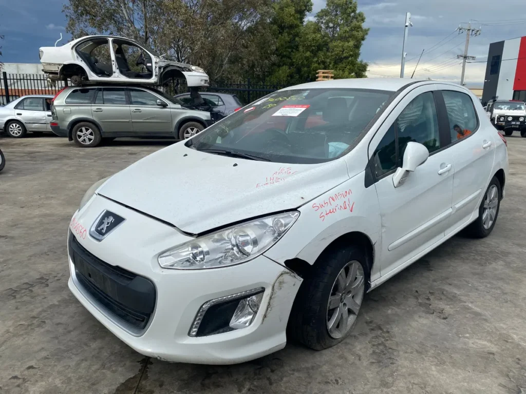 car wrecking - PEUGEOT 308 2014