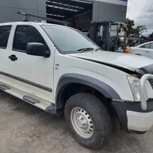 Car Wrecking - Holden Rodeo