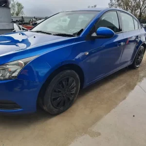 Car Wrecking - Holden Cruze