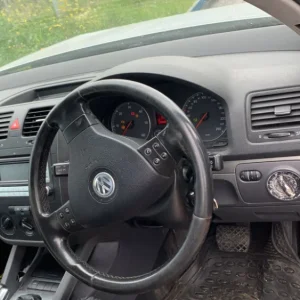 Car Wrecking - Volkswagen Golf 2006 Silver Auto Diesel