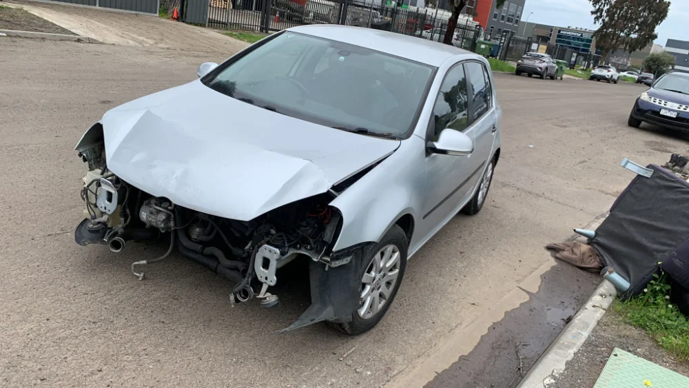Car Wrecking - Volkswagen Golf 2006 Silver Auto Diesel