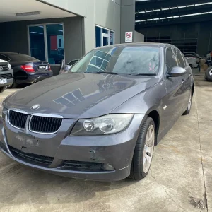 Car Wrecking - BMW 320i 2005 Grey Auto Petrol