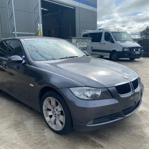 Car Wrecking - BMW 320i 2005 Grey Auto Petrol