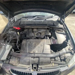 Car Wrecking - BMW 320i 2005 Grey Auto Petrol