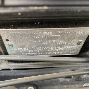 Car Wrecking - Holden Commodore 2004 White Auto Petrol