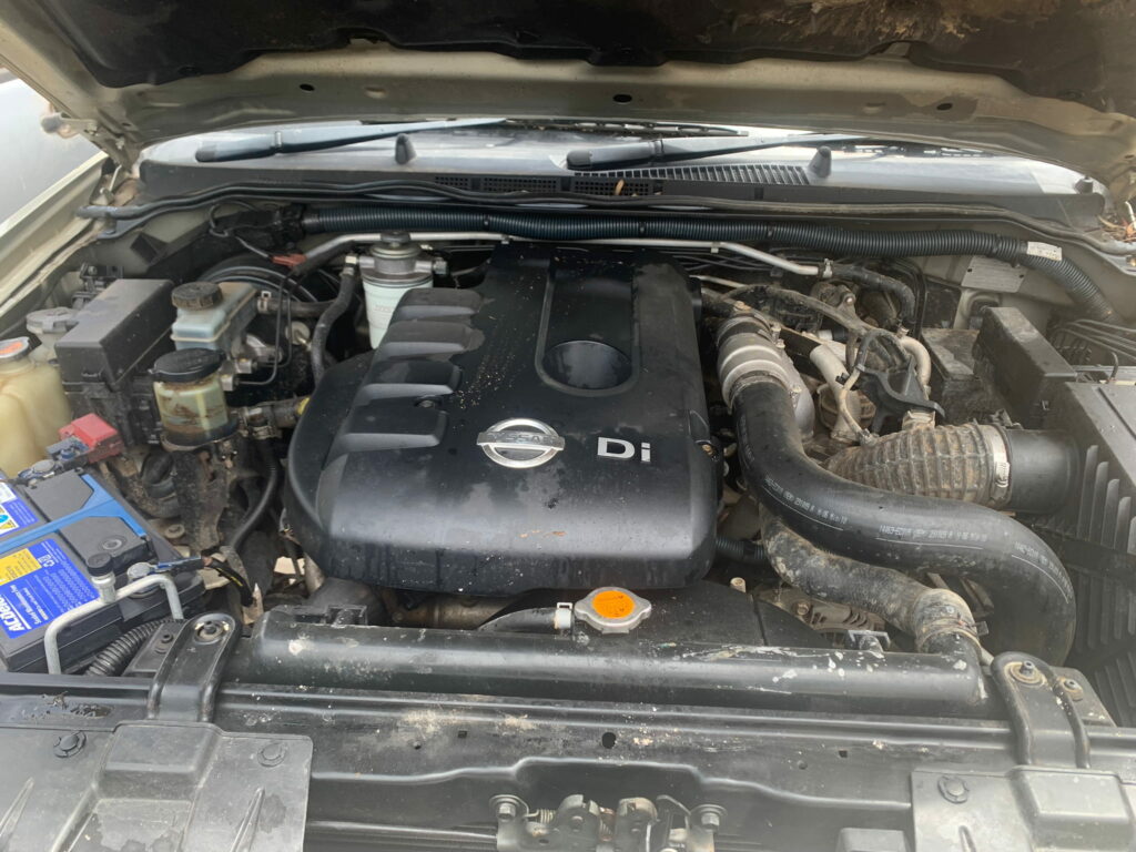 Car Wreckers - Nissan Navara 2010