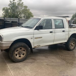 Car Wreckers - Mitsubishi Triton 2002