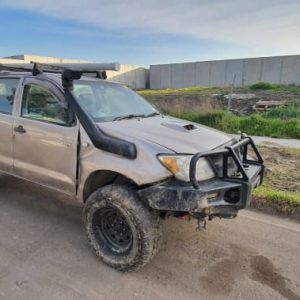 Car Wrecking Toyota Hilux 2005 2