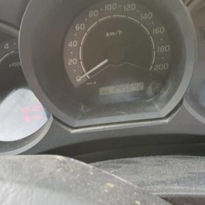 Car Wrecking Toyota Hilux 2005 5