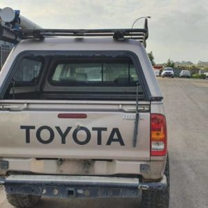 Car Wrecking Toyota Hilux 2005 2