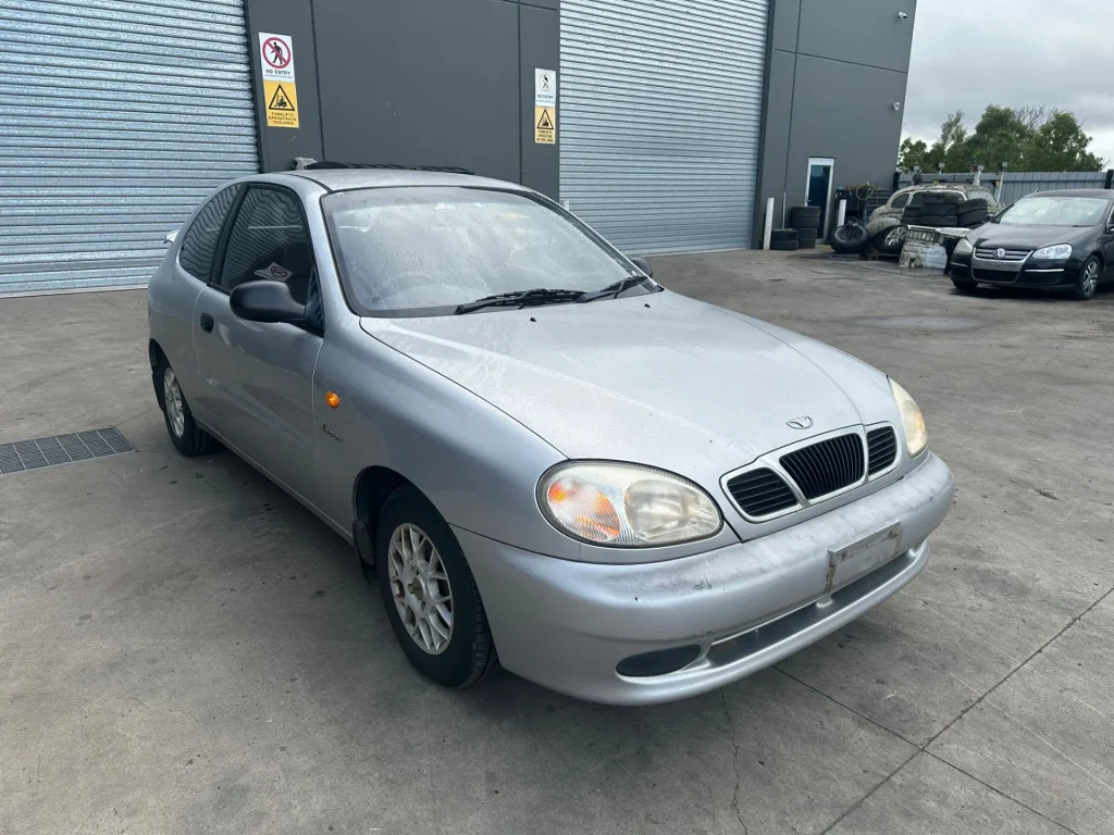 Daewoo Lanos 2001 Silver Auto Petrol