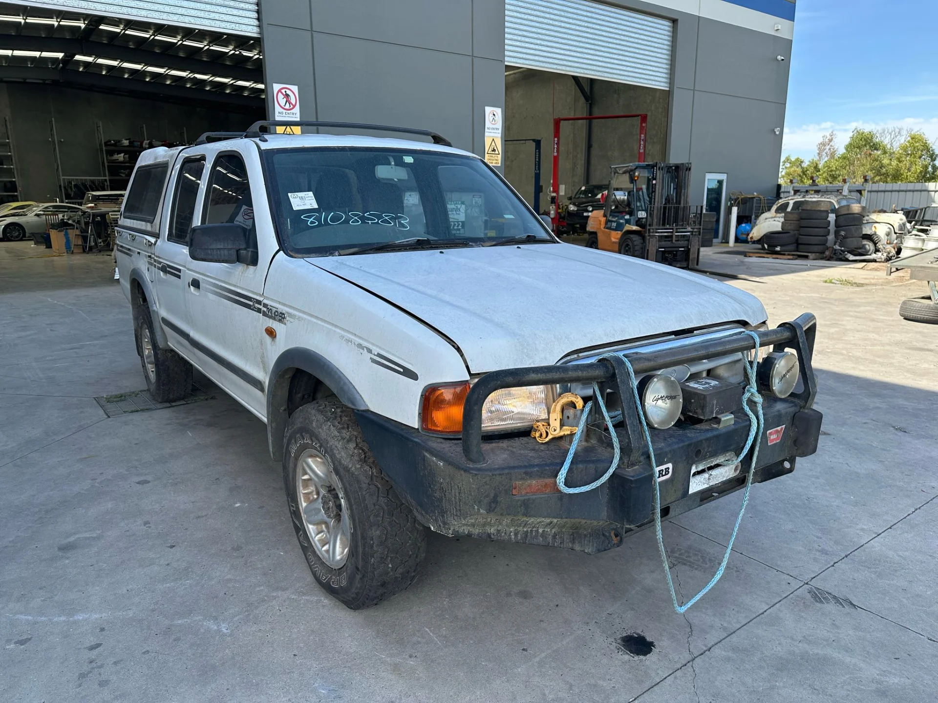 Ford Courier 1999 White Manual Diesel