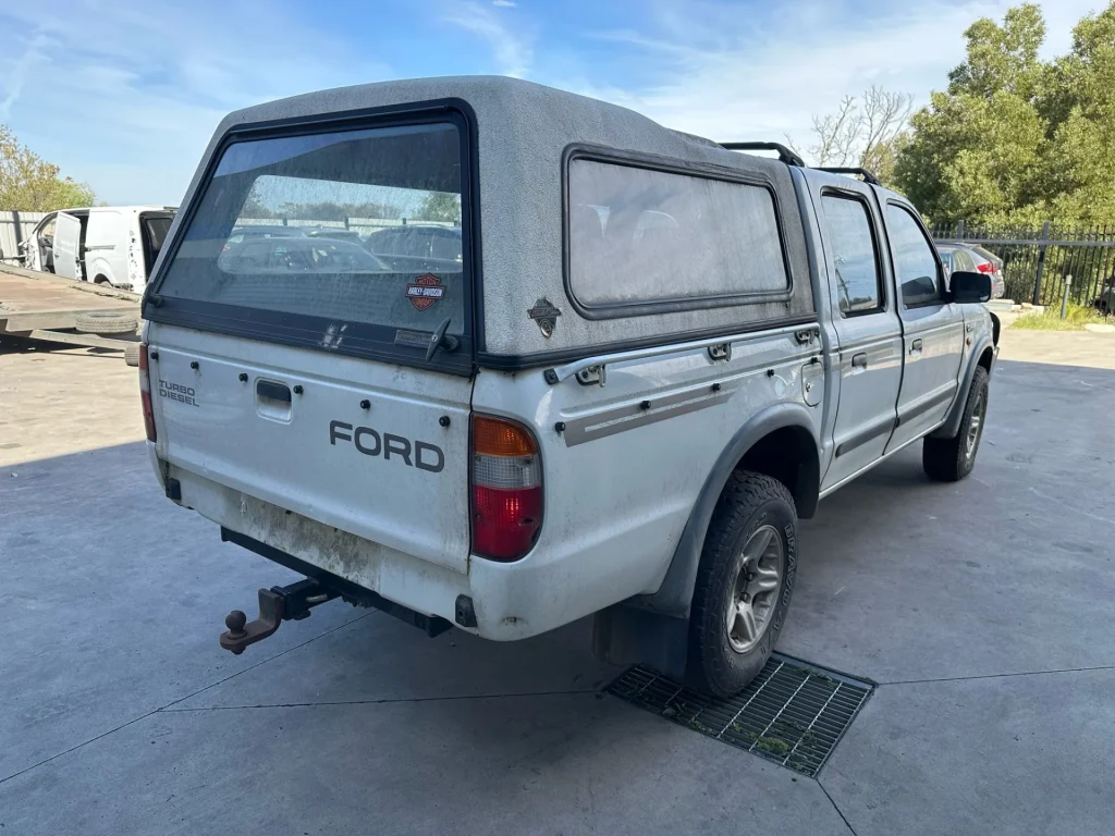 Ford Courier 1999 White Manual Diesel