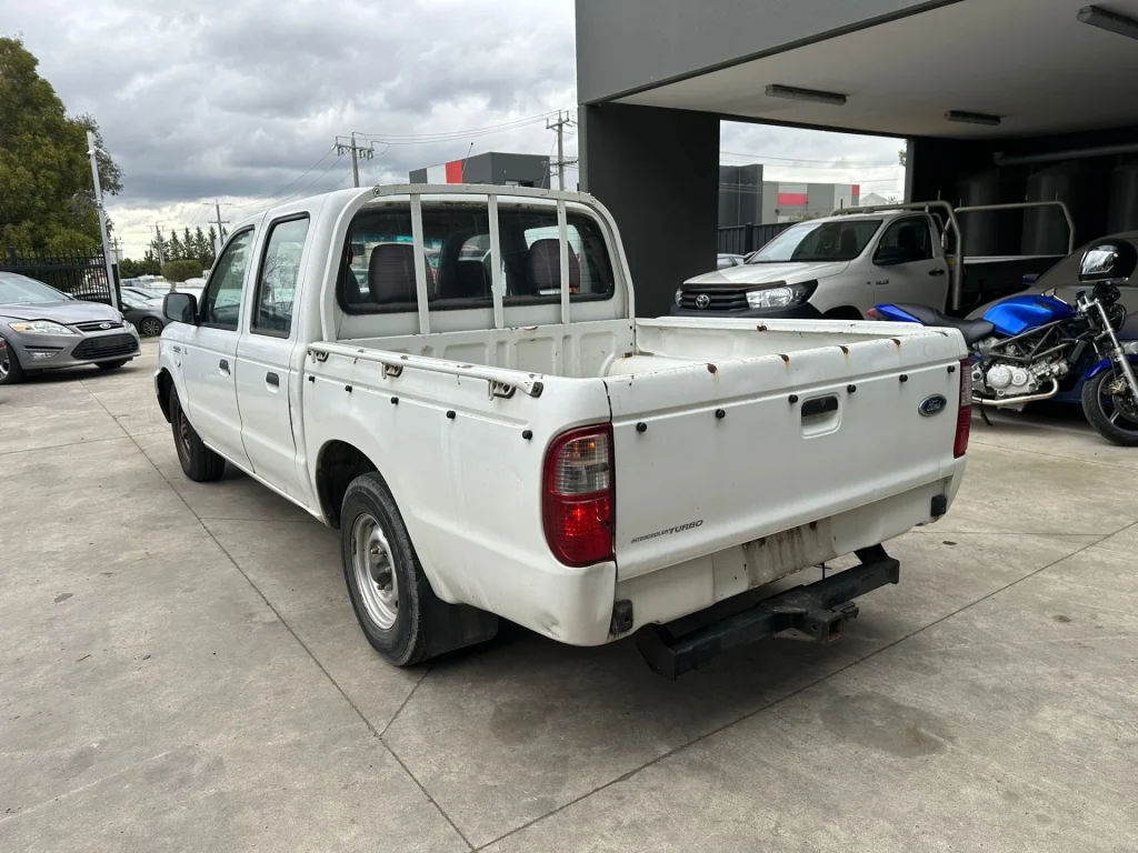 Ford Courier 2006 White Manual Diesel