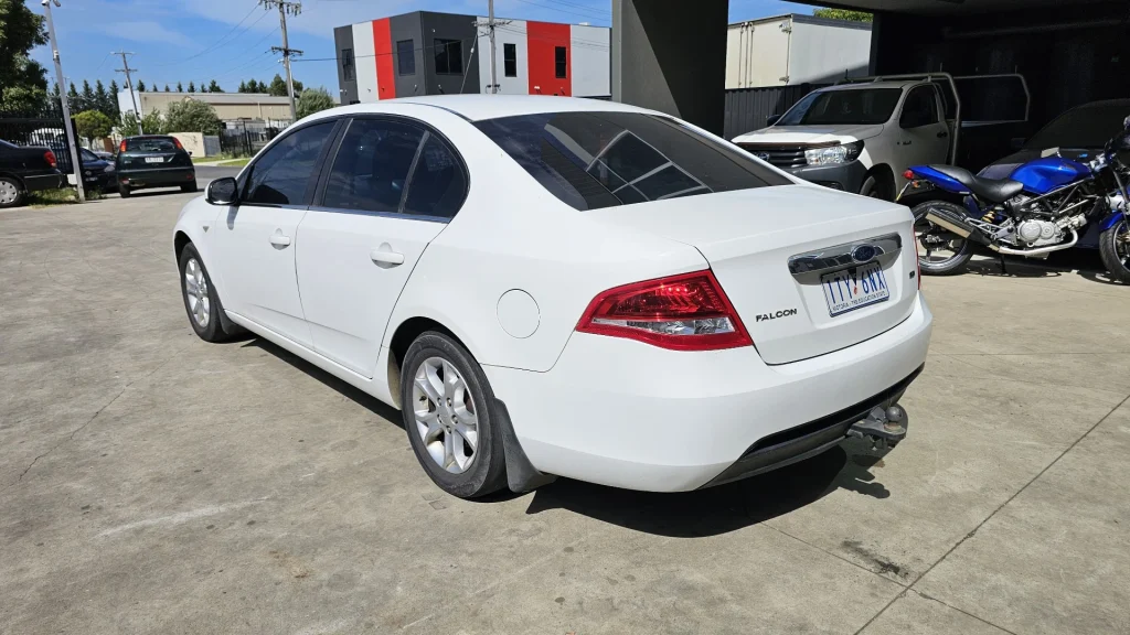 Ford Falcon 2009 White Auto Gas
