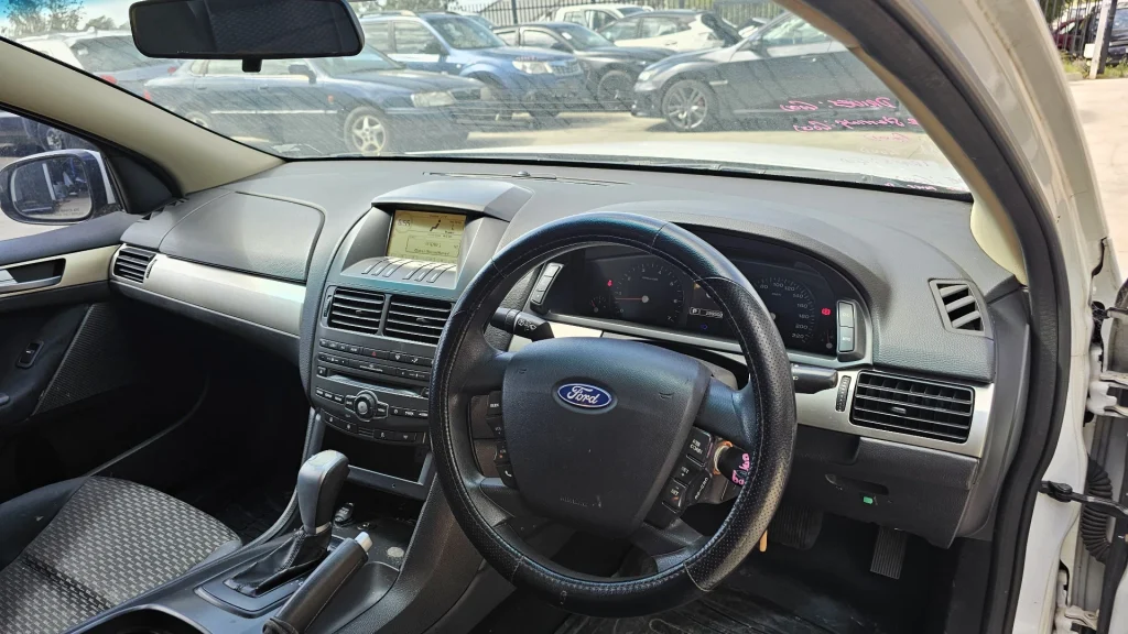 Ford Falcon 2009 White Auto Gas