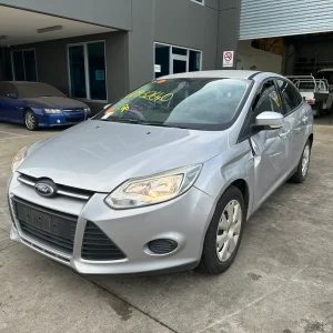 Ford Focus 2013 Silver Auto Petrol