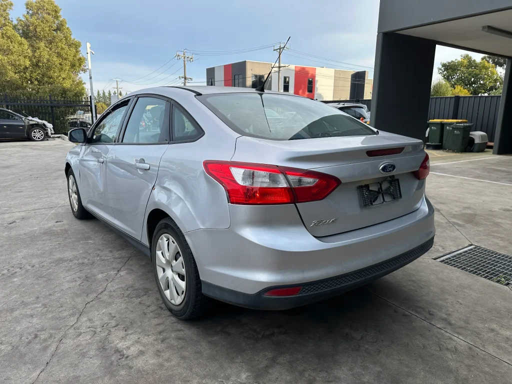Ford Focus 2013 Silver Auto Petrol