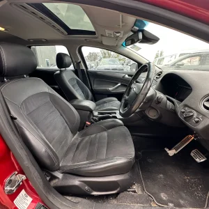 Ford Mondeo 2013 Red Auto Diesel