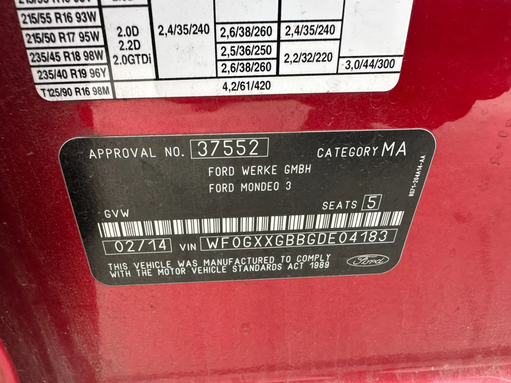 Ford Mondeo 2013 Red Auto Diesel