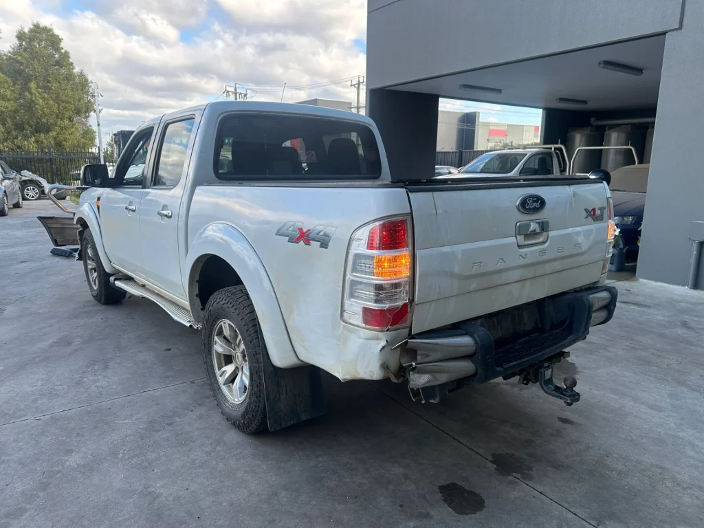 Ford Ranger 2011 White Manual Diesel