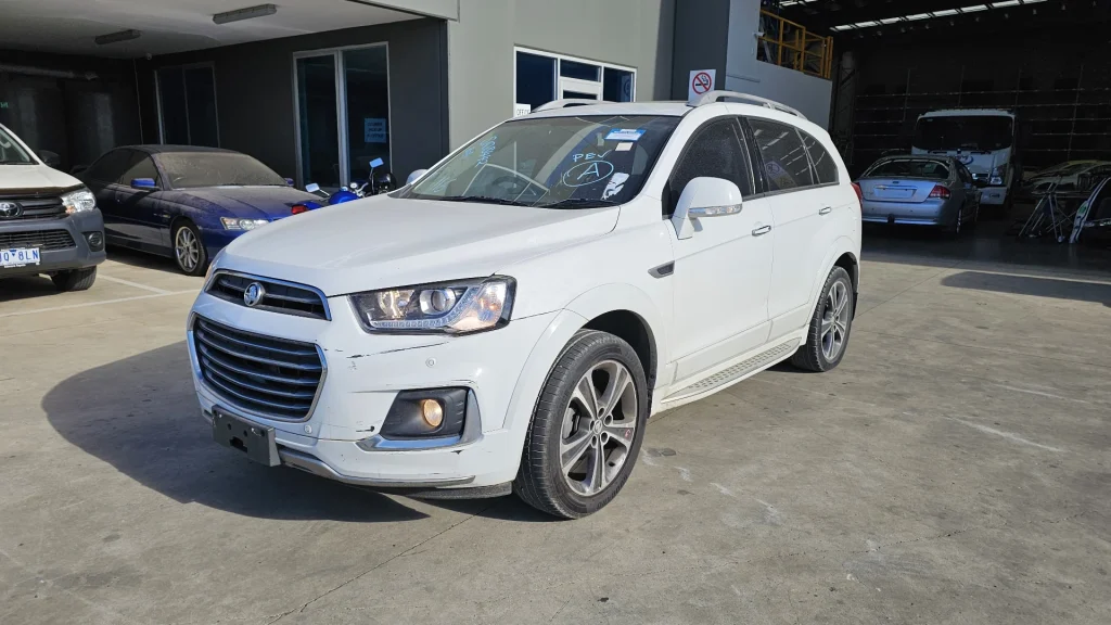 Holden Captiva 2016 White Auto Diesel