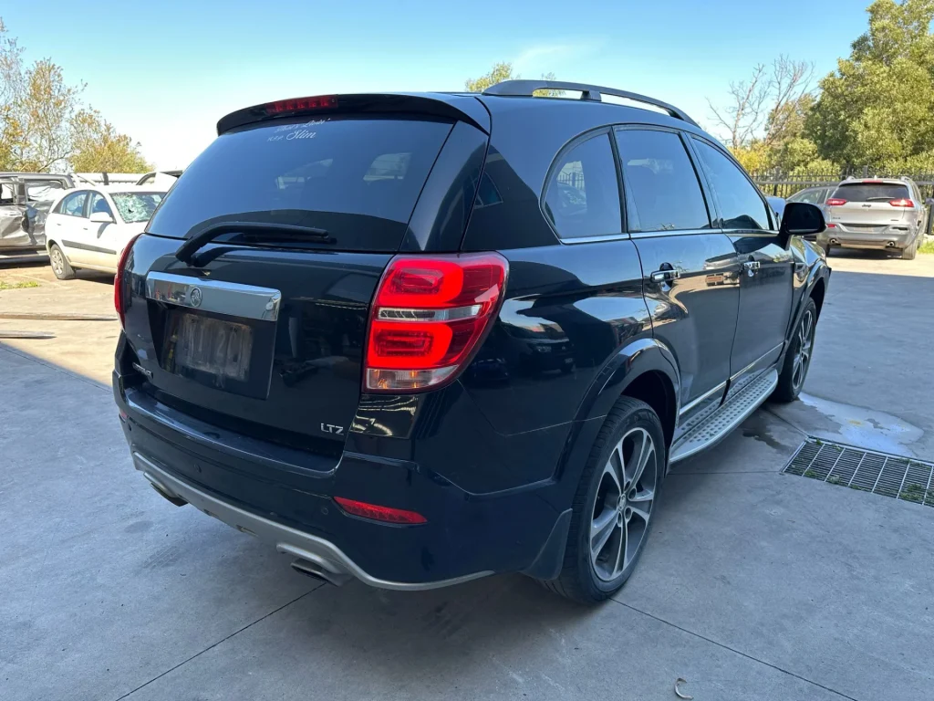 Holden Captiva 2016 Black Auto Petrol