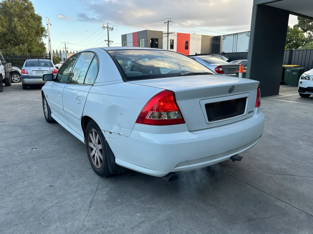 Holden Commodore 2003 White Auto Petrol