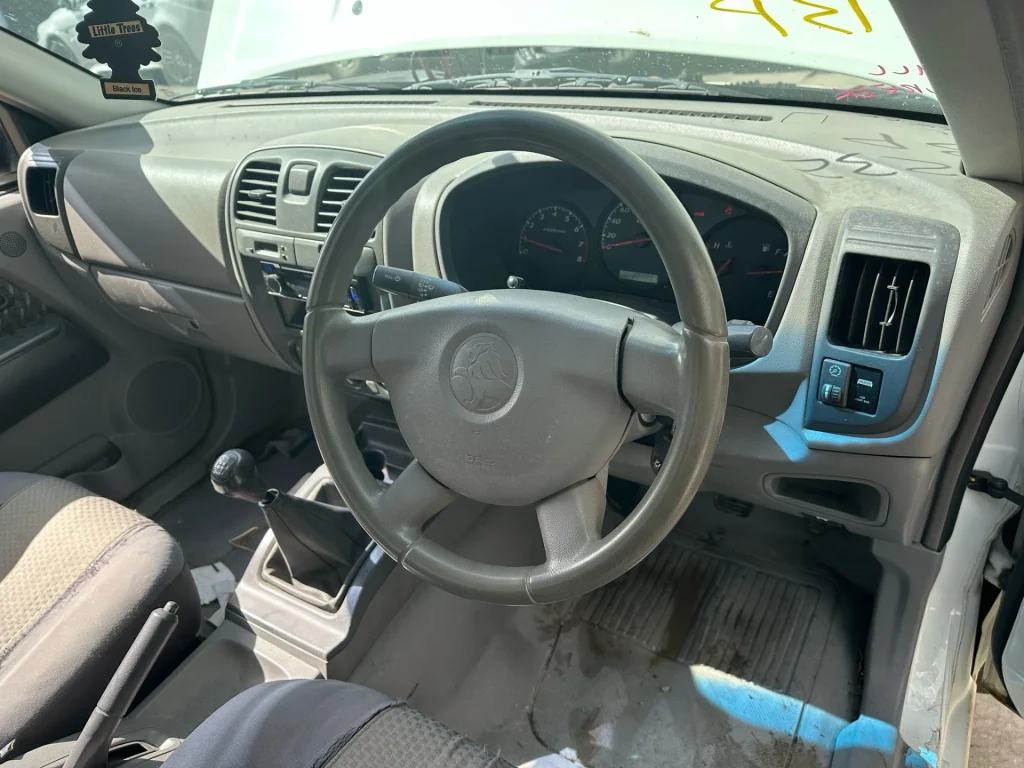 Holden Rodeo 2005 White Manual Petrol