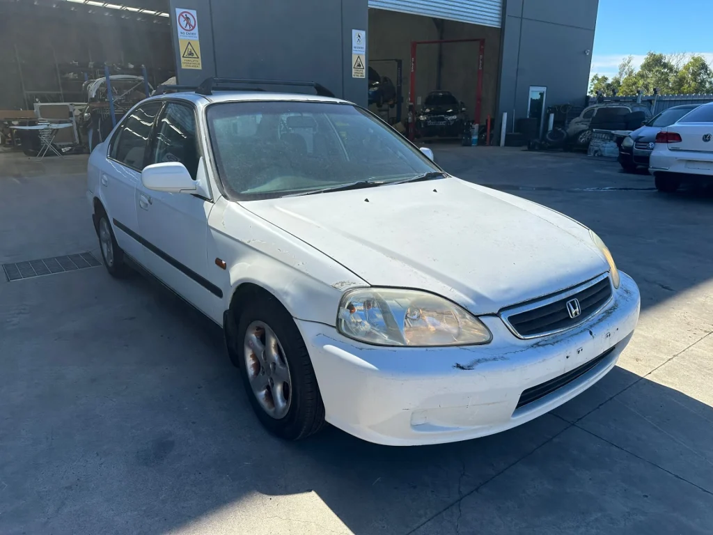 Honda Civic 1999 White Auto Petrol