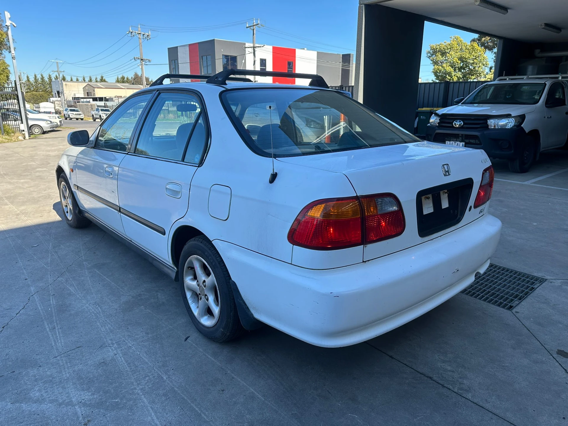 Honda Civic 1999 White Auto Petrol