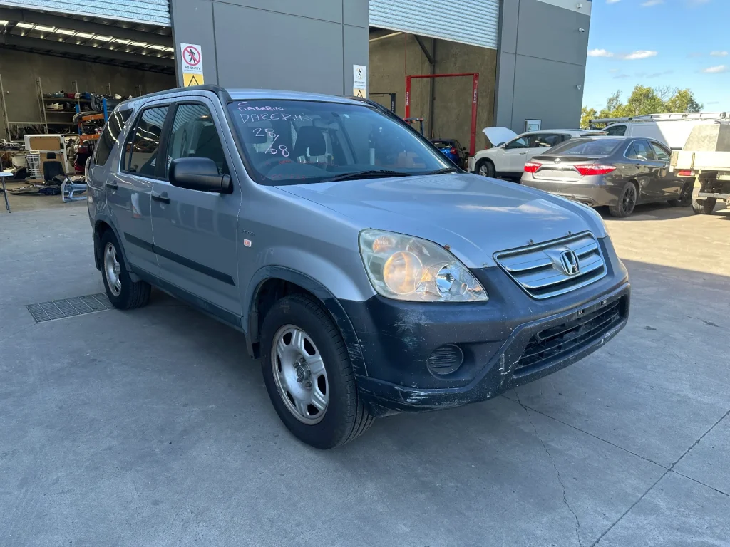 Honda CR-V 2005 Platinum Silver Auto Petrol