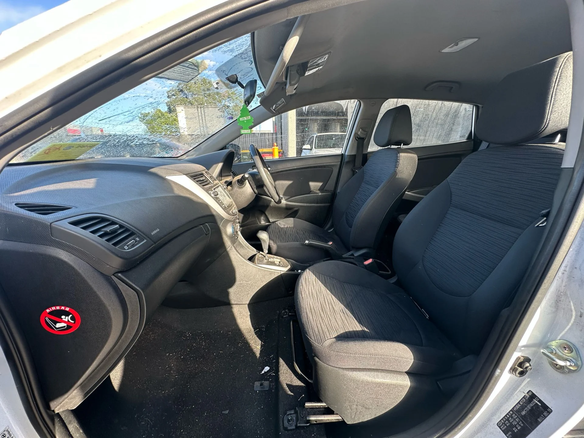 Hyundai Accent 2016 White Auto Petrol