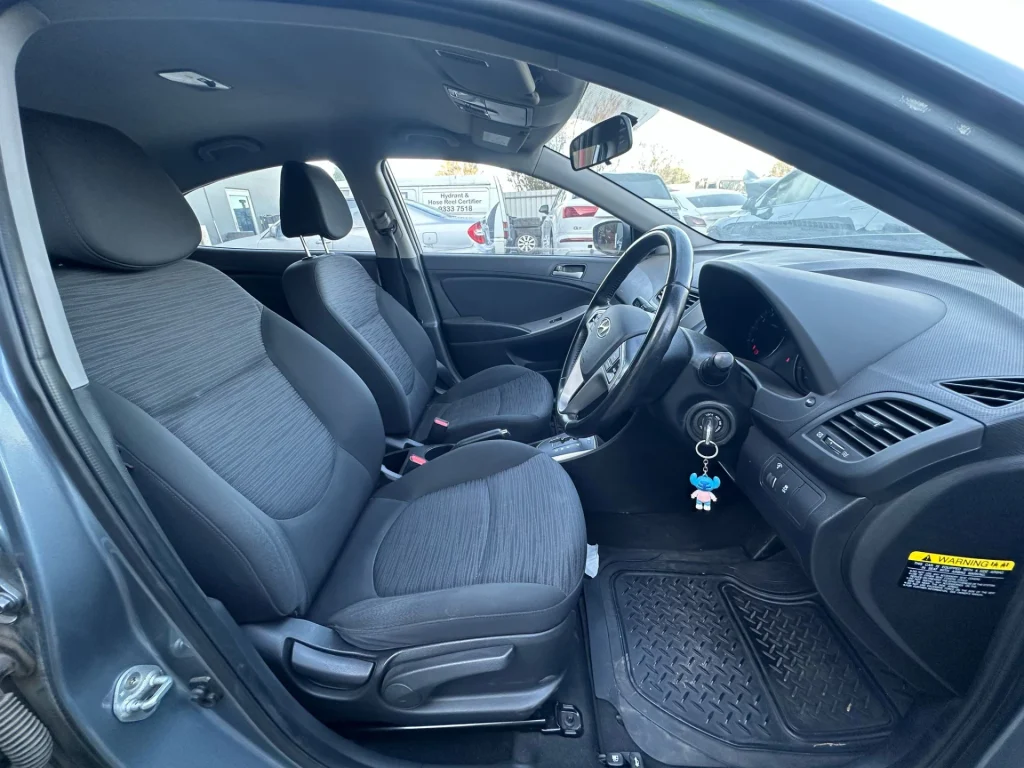 Hyundai Accent 2018 Silver Auto Petrol