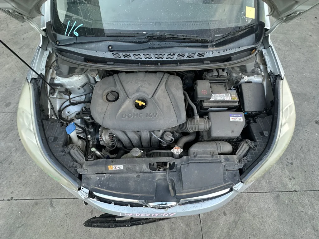Hyundai Elantra 2013 Silver Auto Petrol